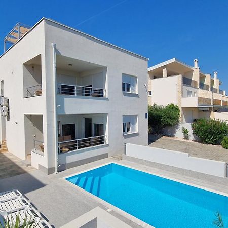 Apartments Le Mare - Pool, Sandstrand, Meerblick, W-Lan, Grill 프리블라카 외부 사진