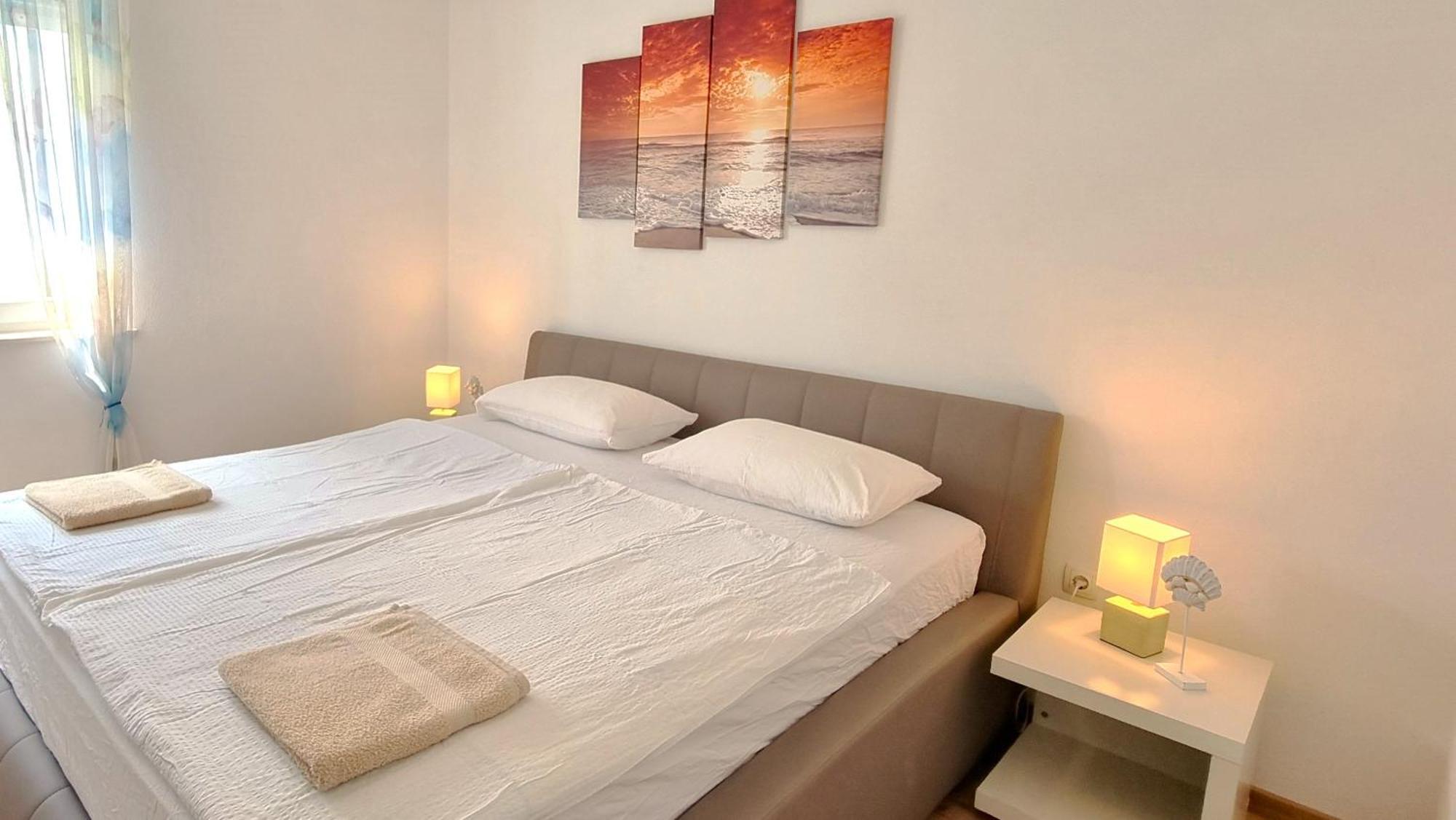 Apartments Le Mare - Pool, Sandstrand, Meerblick, W-Lan, Grill 프리블라카 외부 사진